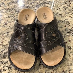 Clarks sandals black